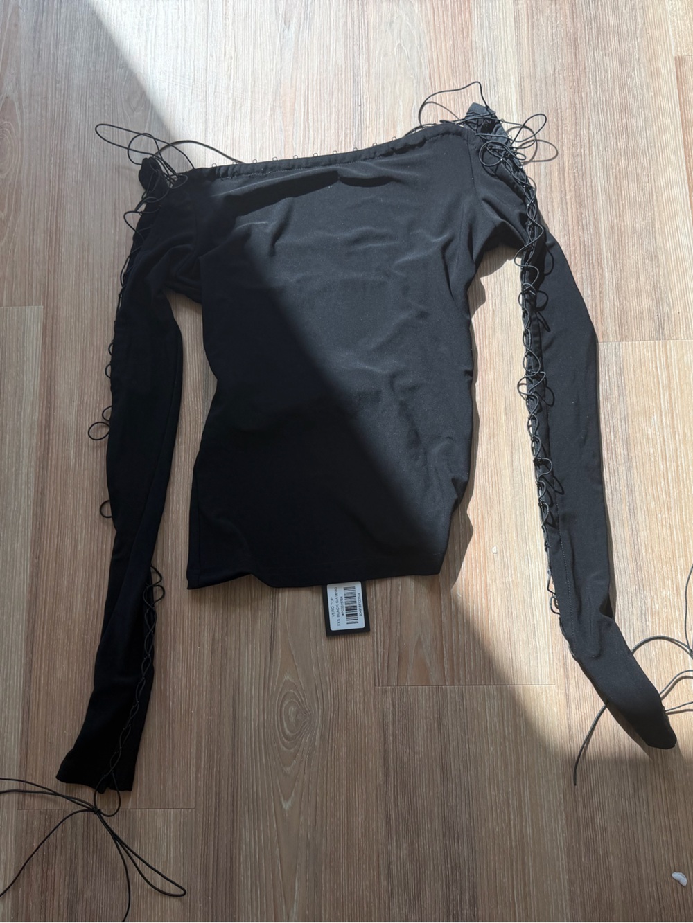 IAMGIA Vero Top in Black size XXS